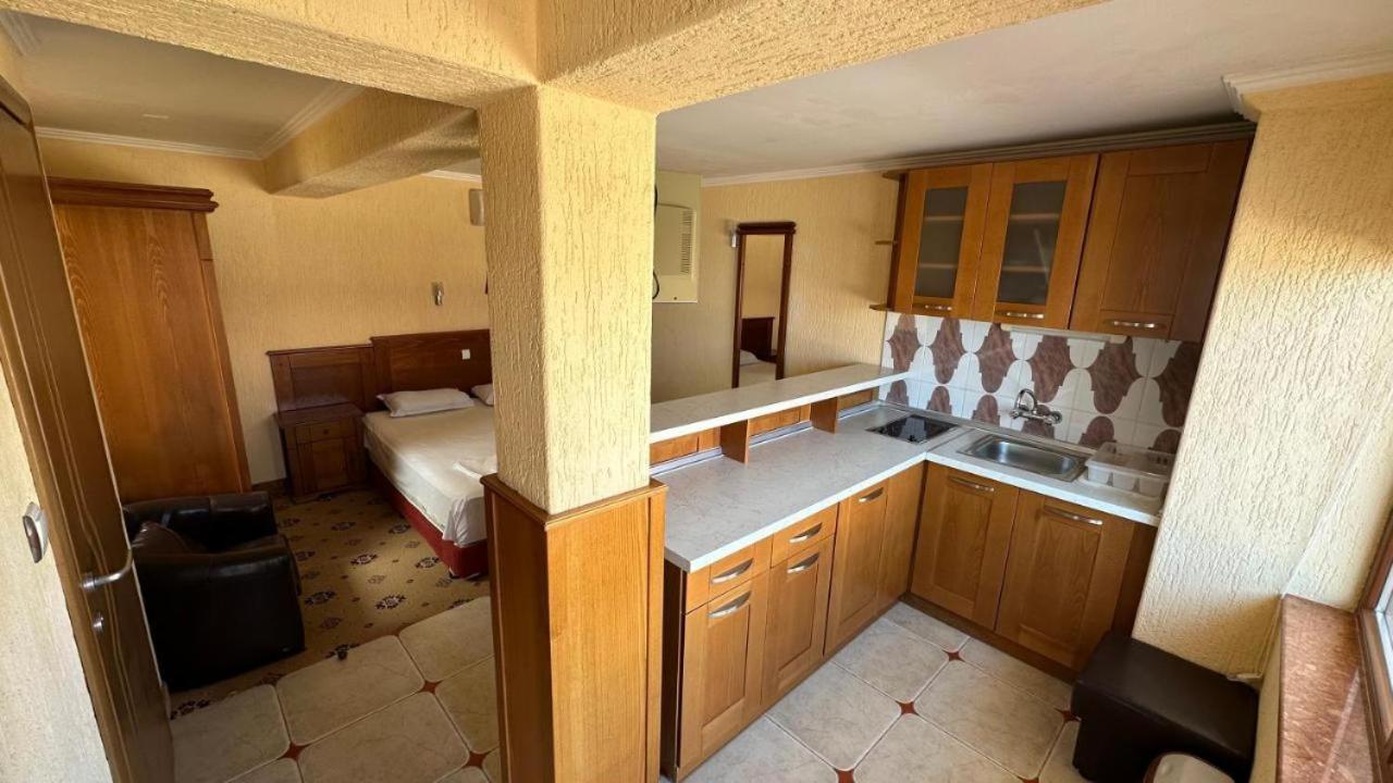 Elizabeth Beach Apartments 네세부르 외부 사진